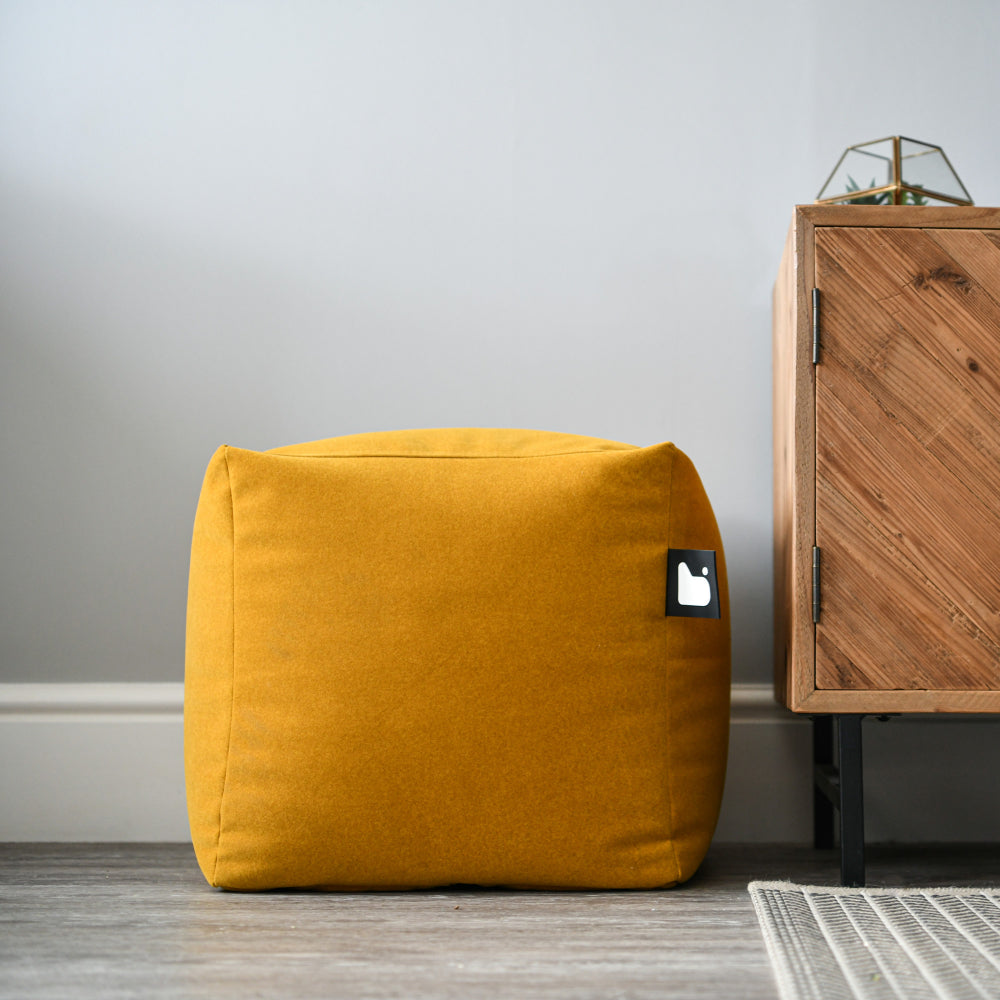 Extreme Lounging - b-box indoor suede - poef - mustard